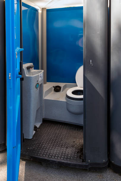 Portable Toilet Options We Offer in Indianola, WA